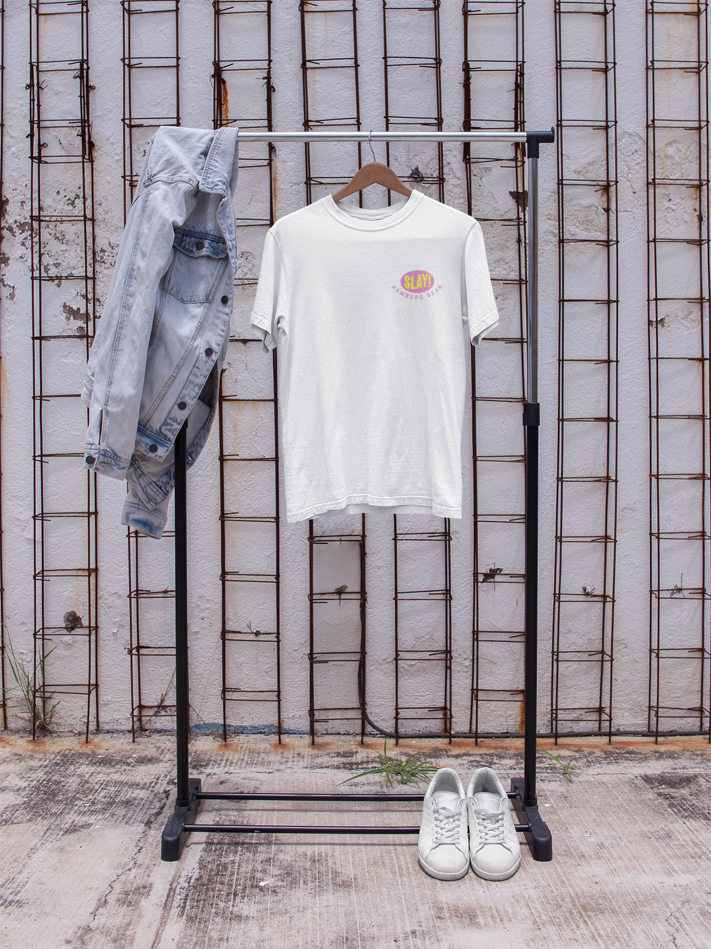 Hamburg Gear Slay Design T-Shirt